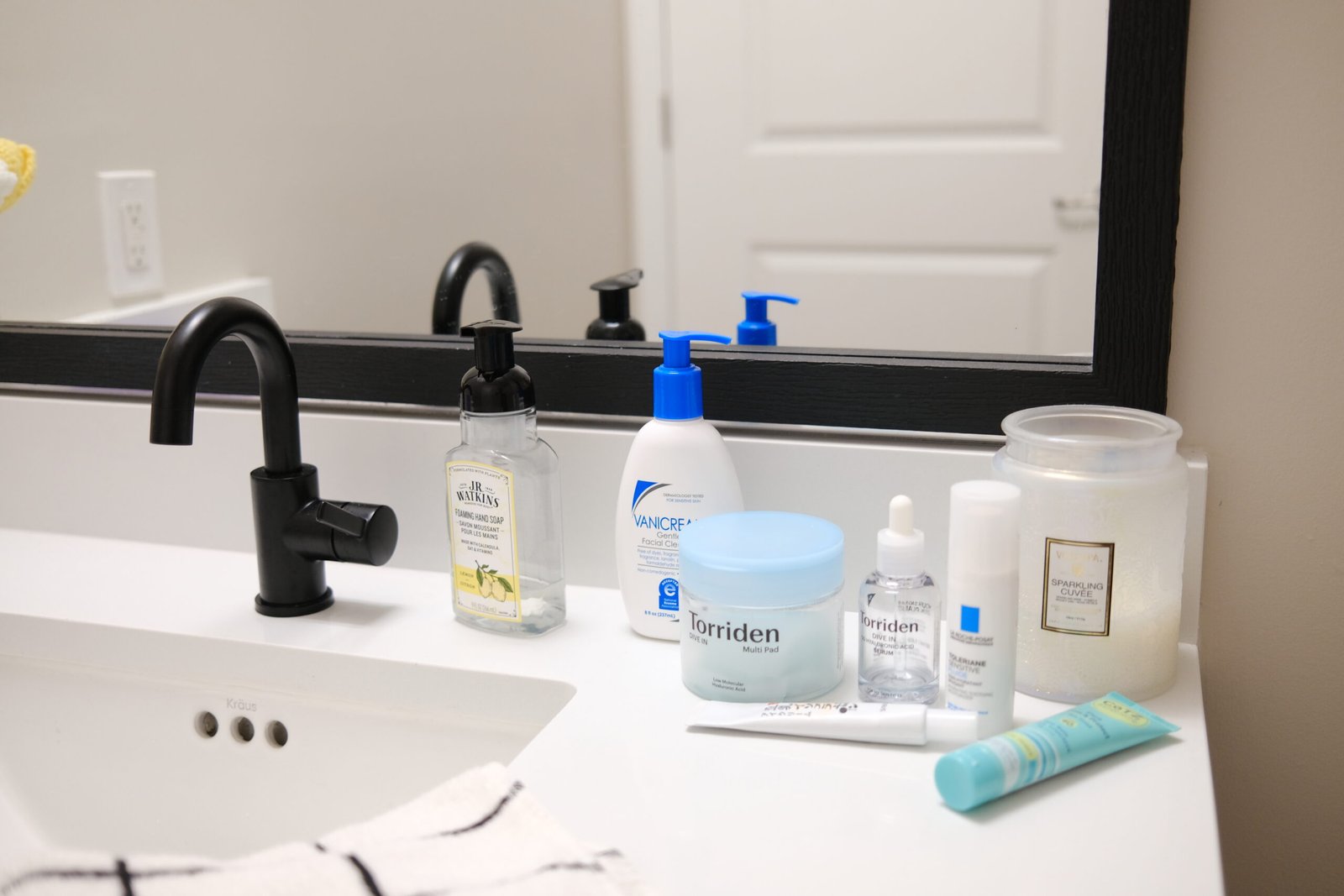 The Complete Beginner’s Guide to Fungal Acne: Everything You Need to Know